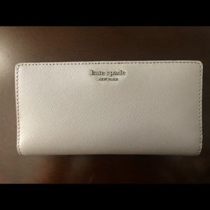 Kate Spade Gray Wallet
